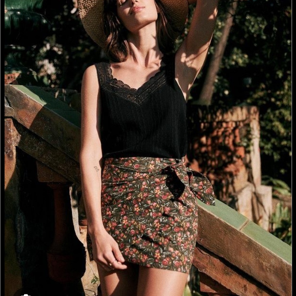 Sezane - Floral Print Skirt with Tie Detail